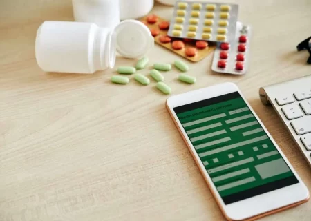 فعالیت اسنپ در فروش آنلاین دارو قانونی است؟